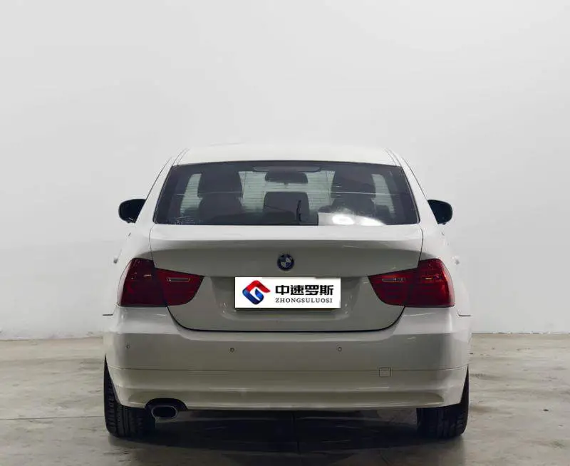 BMW 3 Series 2011 318i Leading Model — 6
