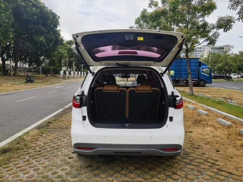 Song MAX 2018 1.5T Automatic Intelligent Connection Premium 6 Seaters — 13