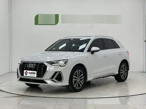 Audi Q3 2022 35 TFSI Progressive Dynamic Edition