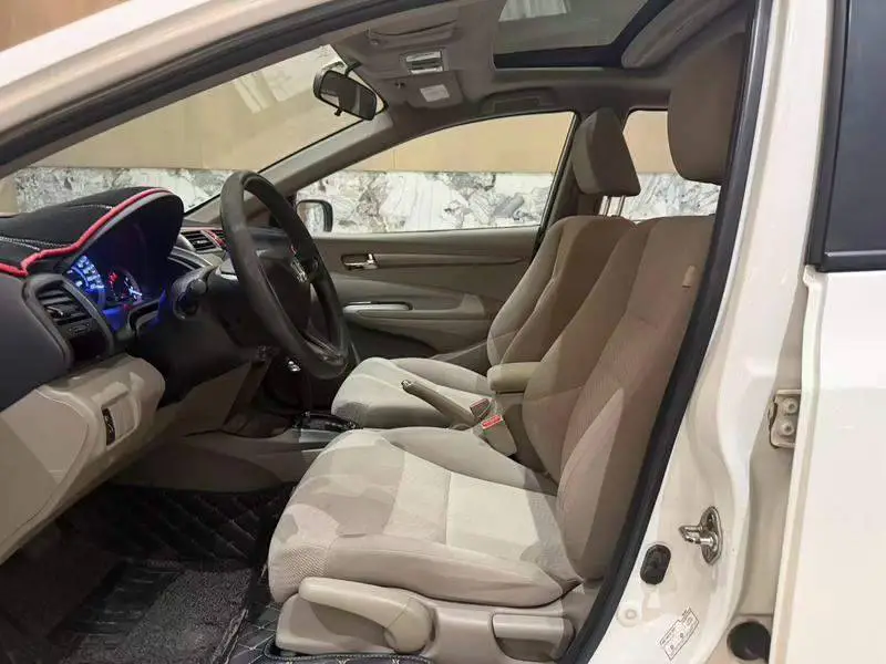 Classic 2014 Fashion 1.5L Automatic Elite Edition — 8