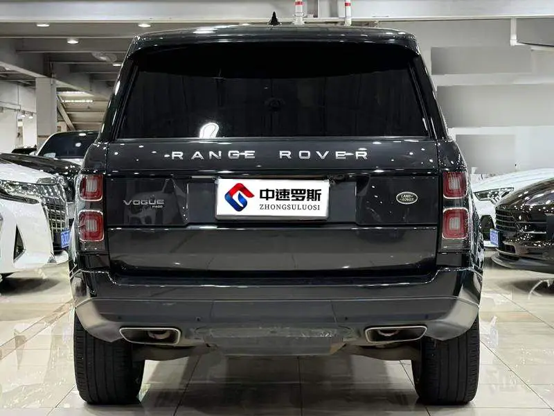 Range Rover 2021 3.0 L6 Classic Edition — 6
