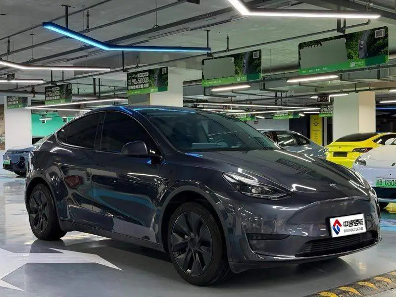 Model Y 2024 rear-wheel drive version — 3