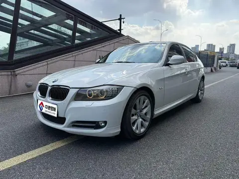 BMW 3 Series 2011 320i Luxury