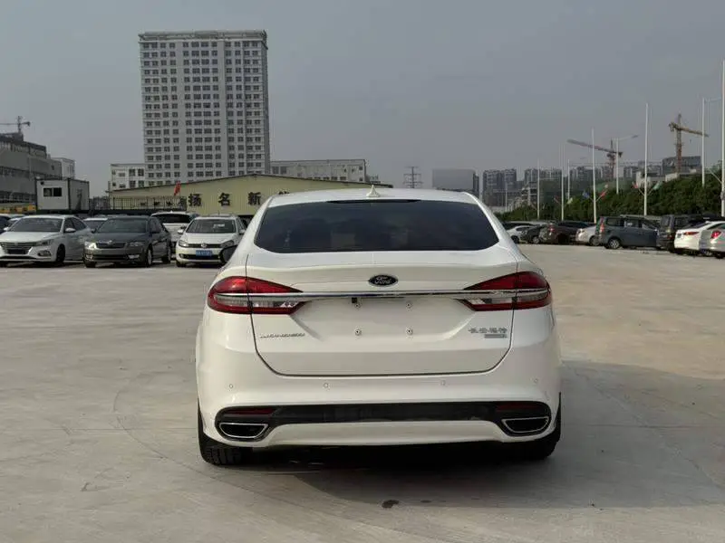 Mondeo 2017 EcoBoost 200 Luxury — 6