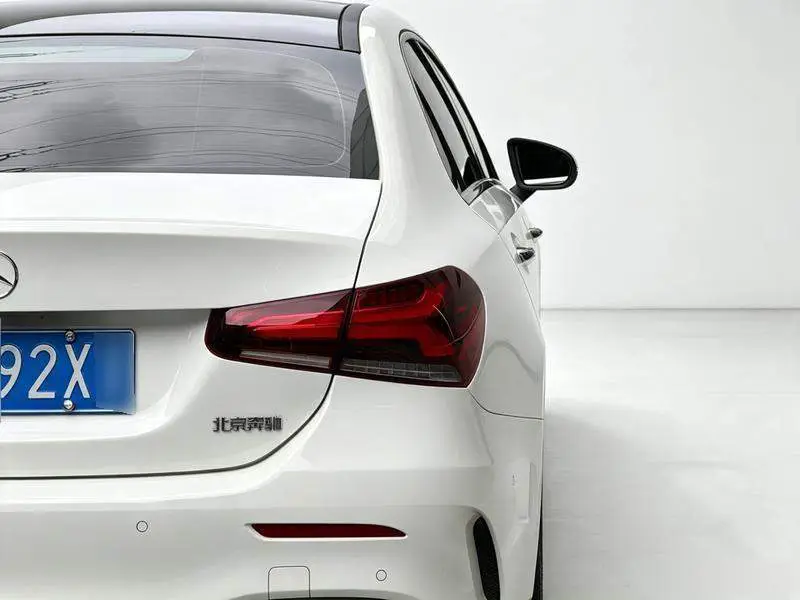 Mercedes-Benz A-Class 2019 A 200 L sports sedan — 6