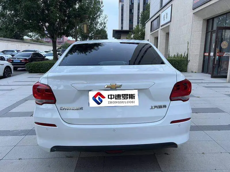 Cobalt 2016 1.5L Automatic Enjoy Edition — 3