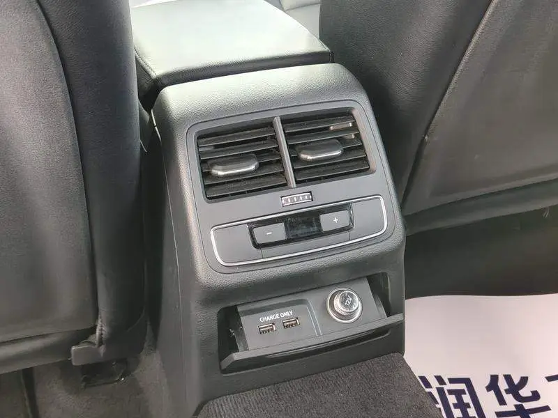 Audi A4L 2019 40 TFSI Progressive National VI — 7