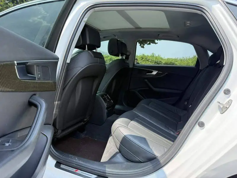 Audi A4L 2020 40 TFSI Stylish and Dynamic — 11