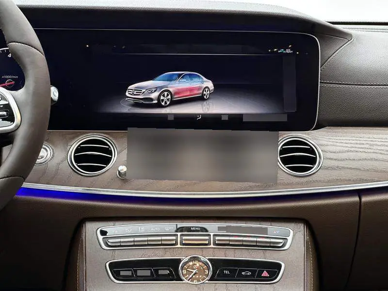 Mercedes-Benz E-Class 2020 E 260 L — 14
