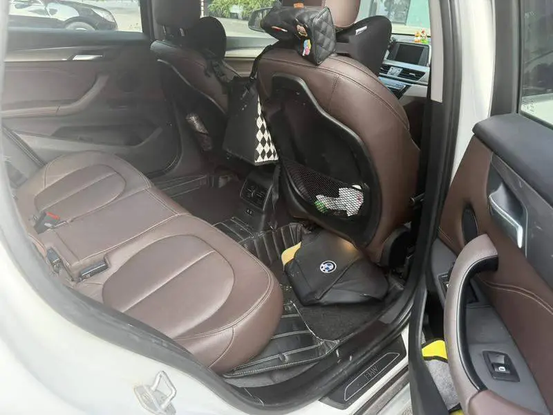BMW X1 2019 sDrive18Li Premium Edition — 6