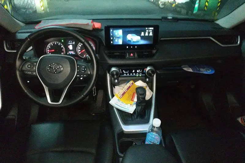 RAV4 Rongfang 2023 2.0L CVT 2WD Urban Edition — 12
