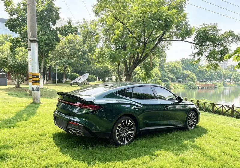 MG7 2023 2.0T Automatic Beauty Hunter Premium Edition — 6