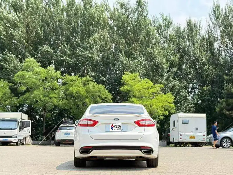 Mondeo 2013 2.0L GTDi200 Fashion Model — 5