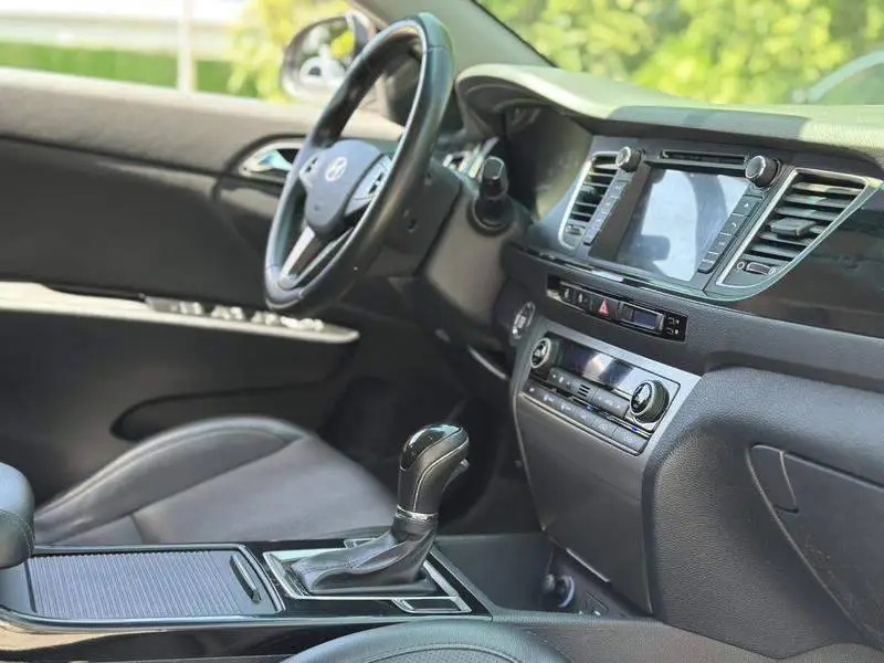 Name map 2014 1.8L Automatic Premium DLX — 13