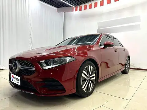 Mercedes-Benz A-Class 2019 A 180 L sports sedan