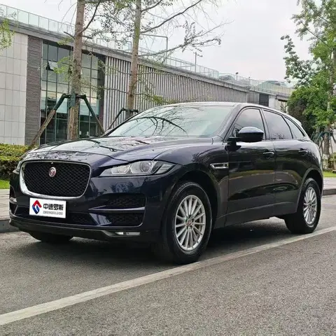 Jaguar F-PACE 2018 2.0T 2WD Urban Premium Edition