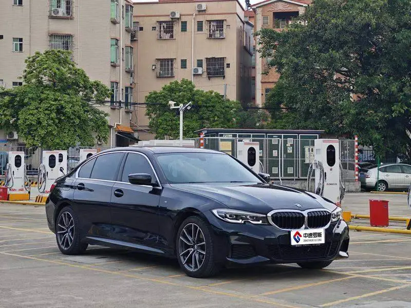 BMW 3 Series 2021 320Li M Sport Package — 3