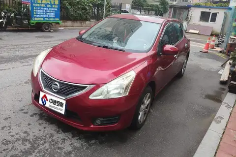 TIIDA 2011 1.6L CVT Intelligent Model