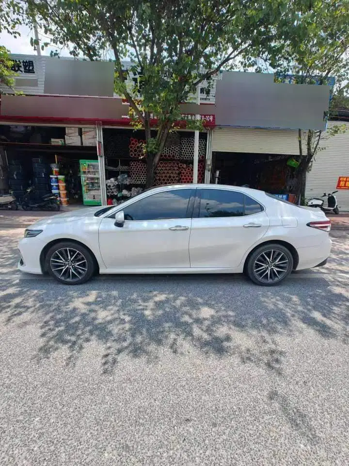 Camry 2021 2.5G Deluxe Edition — 3