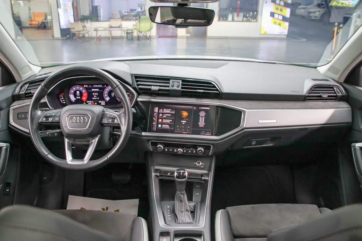 Audi Q3 2022 35 TFSI Progressive Dynamic Edition — 9