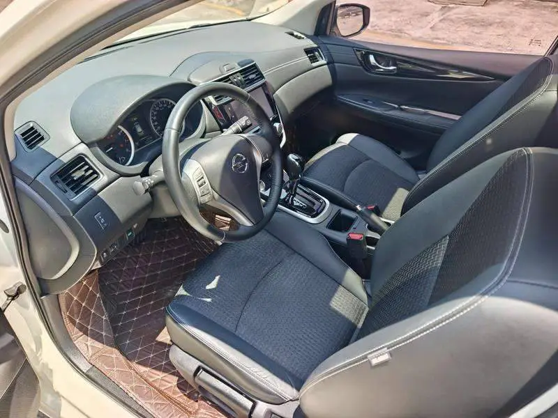 TIIDA 2020 1.6L CVT Smart Edition — 6