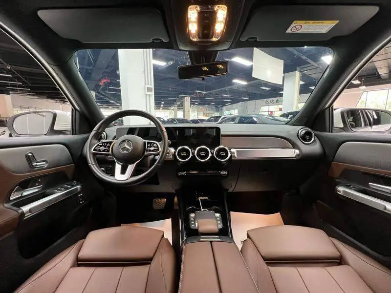 Mercedes-Benz GLB 2020 GLB 180 Dynamic — 17