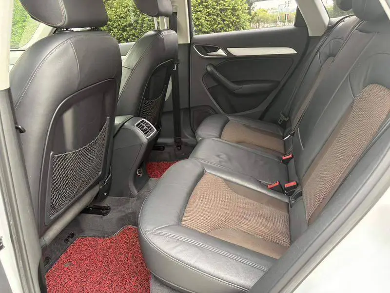 Audi Q3 2018 30th Anniversary Model 30 TFSI Fashion Model — 9