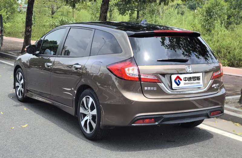 Jed 2014 1.8L CVT Luxury Edition 5 Seaters — 4