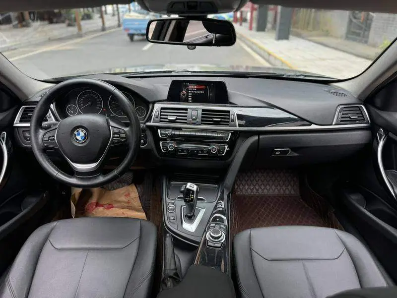 BMW 3 Series 2016 320Li Fashion Edition — 8