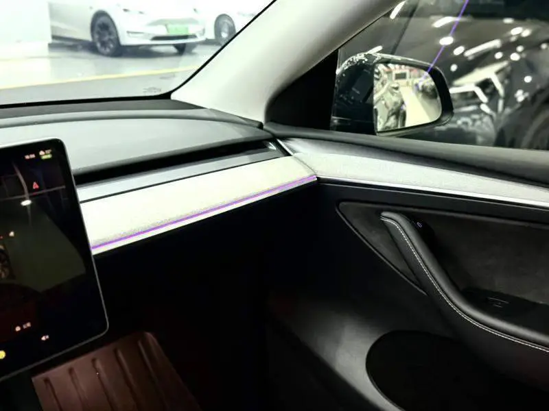 Model Y 2024 rear-wheel drive version — 10
