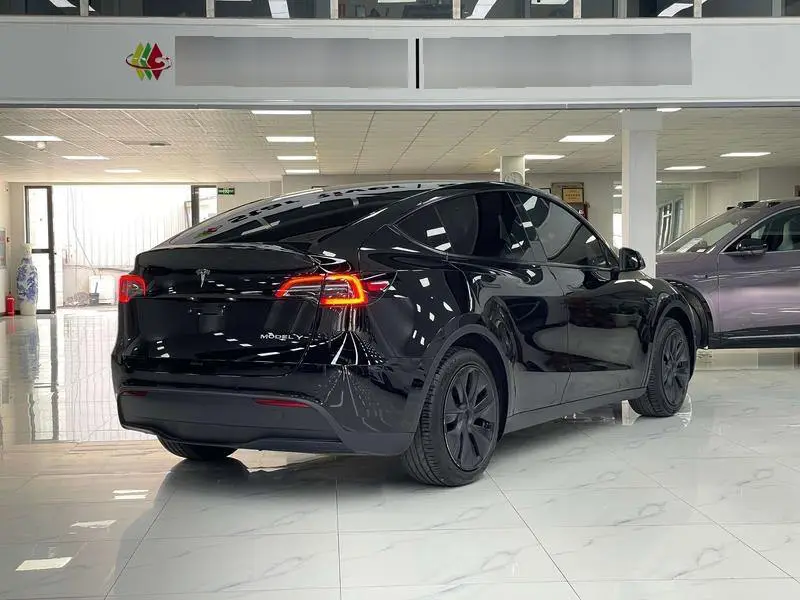 Model Y 2023 rear-wheel drive version — 6