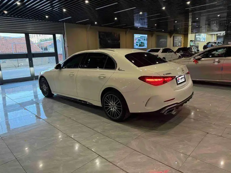 Mercedes-Benz C-Class 2025 C 200 L Sport Edition — 10
