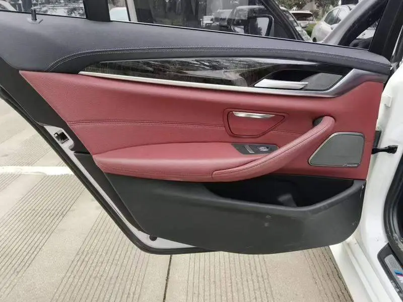 BMW 5 Series 2020 530Li Leading M Sport Package — 4