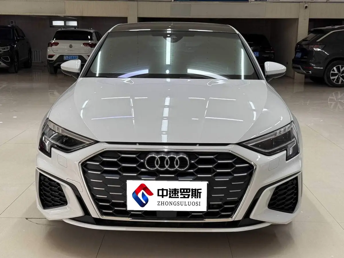 Audi A3 2023 Sportback 35 TFSI Stylish and sporty — 2