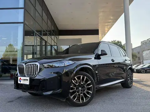 BMW X5 2025 xDrive 40Li M Sport Night Package