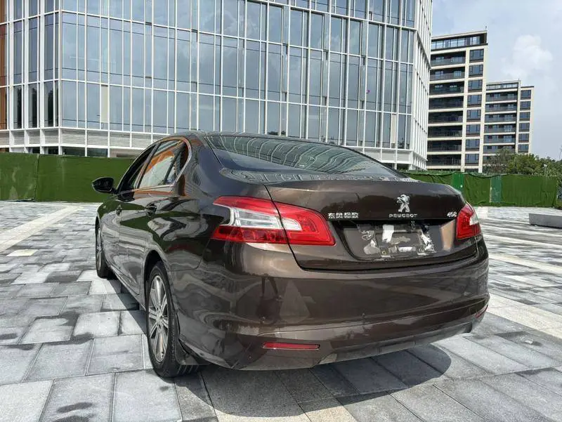 Peugeot 408 2015 1.2T Automatic Glory Edition — 5