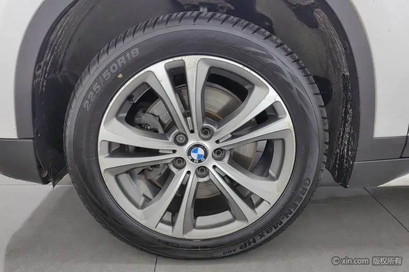BMW X1 2018 xDrive20Li Premium Edition — 10