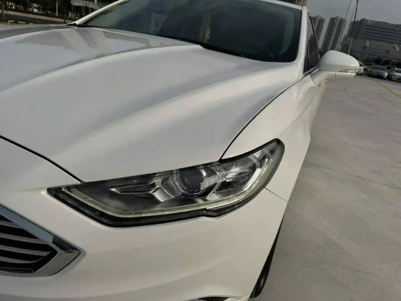 Mondeo 2017 EcoBoost 200 Luxury — 9