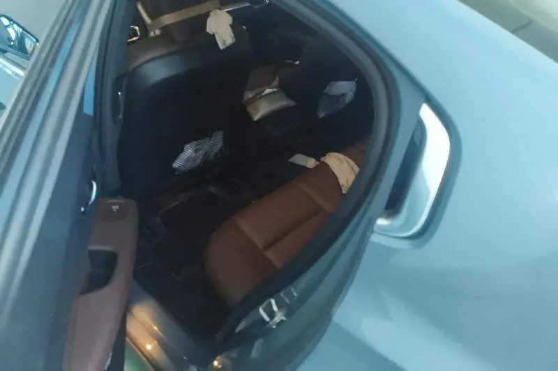 Volvo S60 2022 B4 Zhiyuan Deluxe Edition — 16