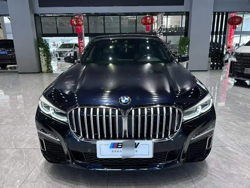 BMW 7 Series 2021 740Li Leading M Sport Package — 2