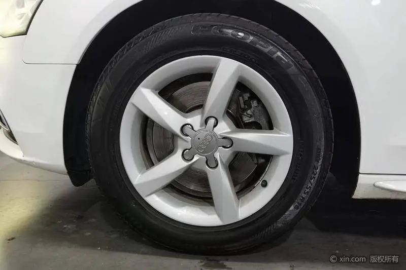 Audi A4L 2015 35 TFSI Automatic Standard Model — 8
