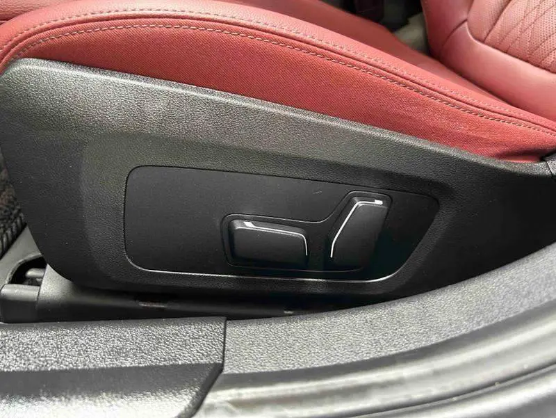 BMW 3 Series 2023 325Li M Sport Package — 20