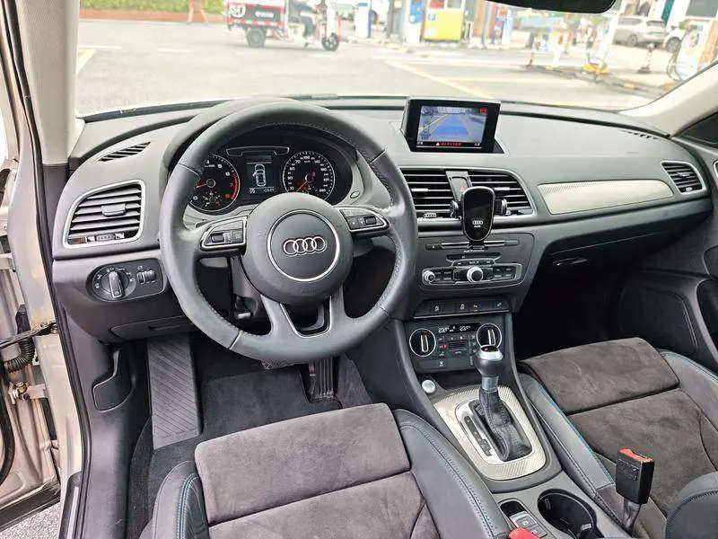 Audi Q3 2018 30th Anniversary Model 35 TFSI Sports — 16