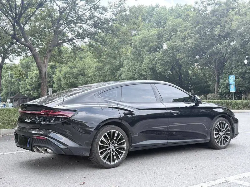 MG7 2023 1.5T DCT Luxury Edition — 6