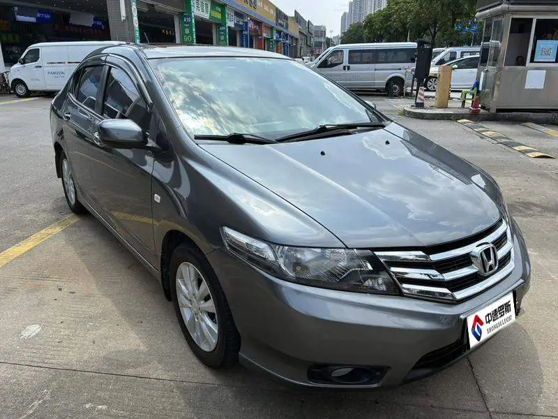 Classic 2012 1.5L Automatic Flagship Edition — 3