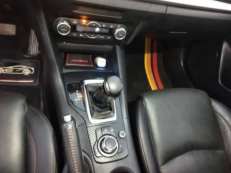 Mazda 3 Angkesaila 2014 Hatchback 2.0L Automatic Flagship Model — 13