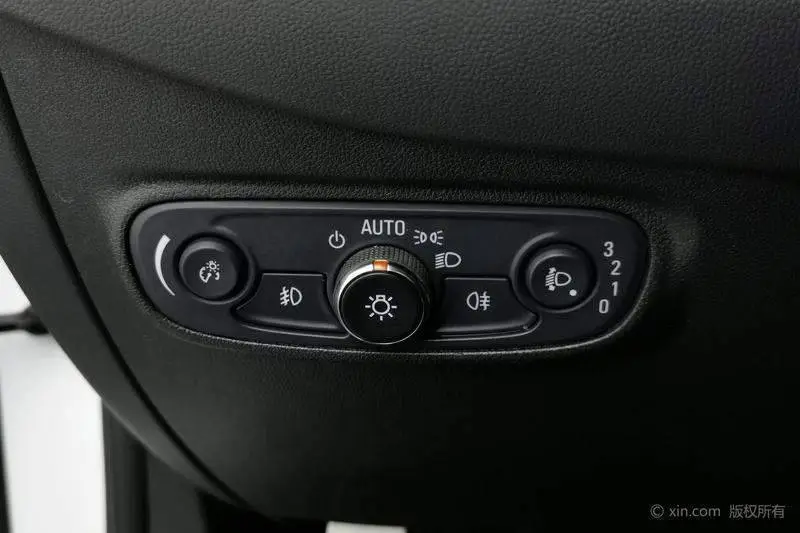 Explorer 2018 535T Automatic Driving Edition — 16