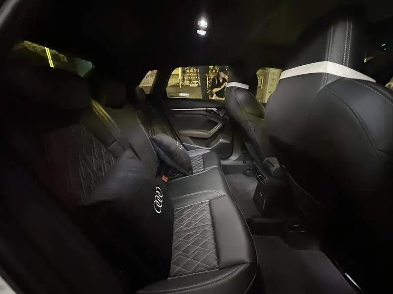 Audi A3 2025 Sportback 35TFSI Flying Spur Premium Edition — 10