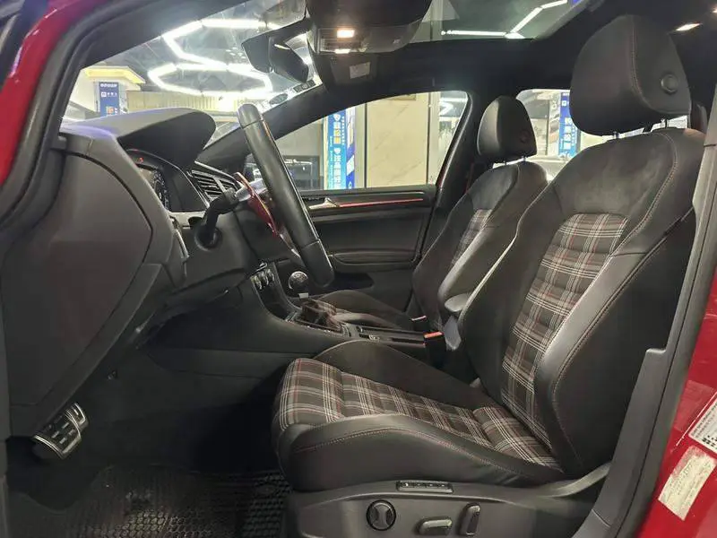 Golf GTI 2019 2.0TSI GTI National V — 16