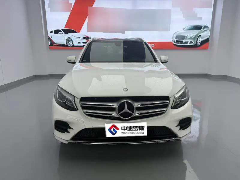 Mercedes-Benz GLC 2017 GLC 260 4MATIC Dynamic — 2